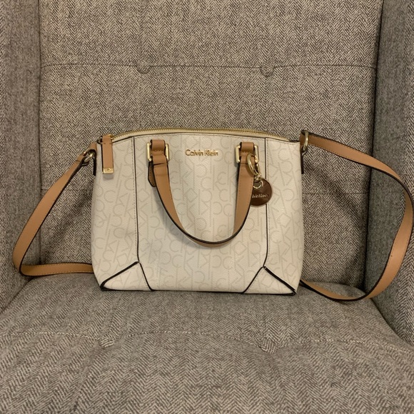 Multi-way Calvin Klein - Picture 2 of 3